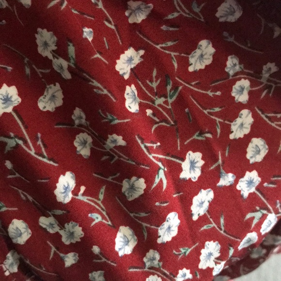 Floral Crop Top - Picture 4 of 4